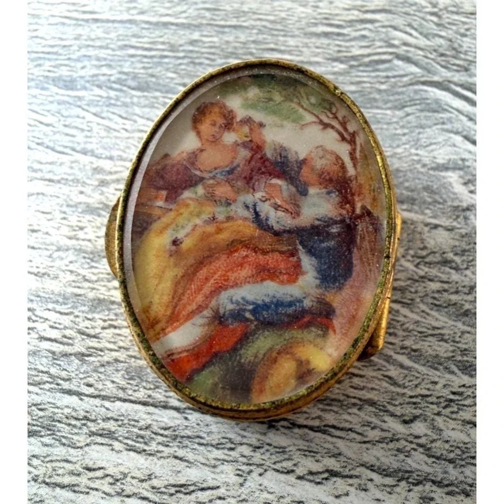 Vtg Pill Trinket Box Gold Gilt Metal Oval Hinged Lid Painting Under Glass Italy